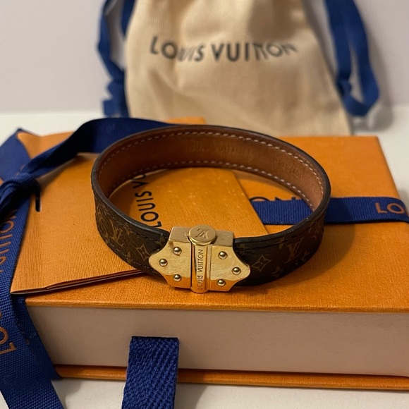 Louis Vuitton Bracelet (authentic) - Picture 1 of 10